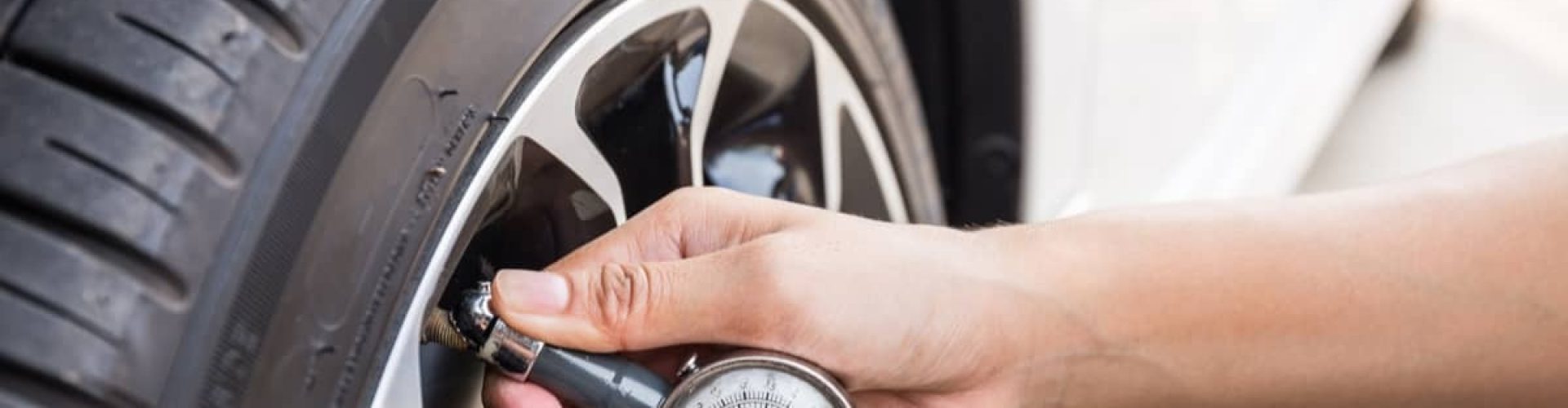 Lastik Basıncının Düzenli Kontrol Edilmesi