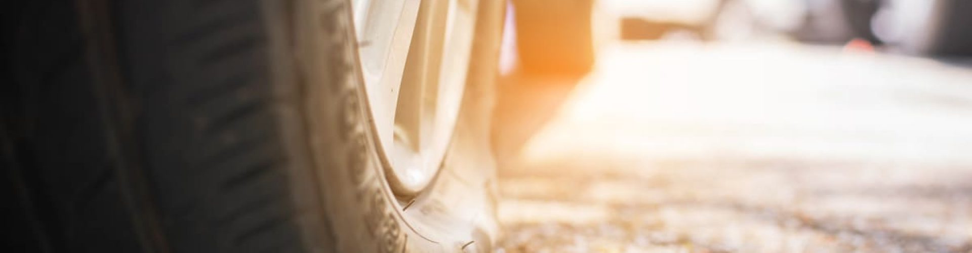 Lastik Patlamasıyla Başa Çıkmak İçin İpuçları